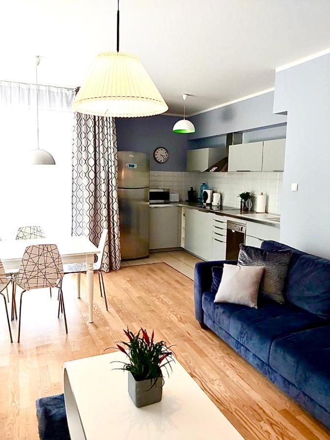 Apartament Family Beach Przy Golden Tulip Lägenhet Miedzyzdroje Exteriör bild